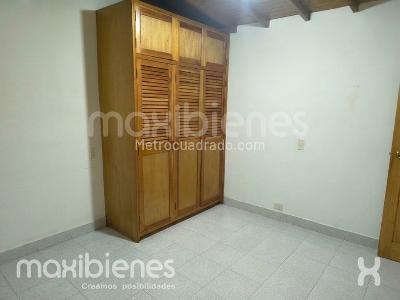 Casa de 4 alcobas en venta en Florencia, Medellín, 80 m² · foto 8 de 11