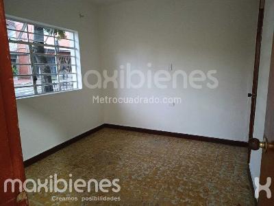Casa de 3 alcobas en arriendo en Santa Monica, Medellín, 98 m² · foto 10 de 14