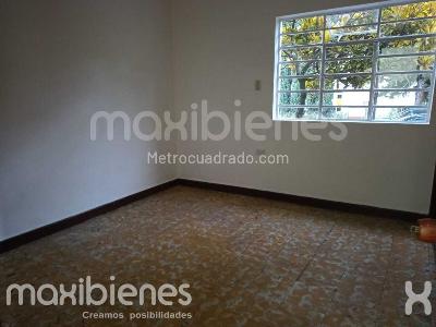 Casa de 3 alcobas en arriendo en Santa Monica, Medellín, 98 m² · foto 5 de 14