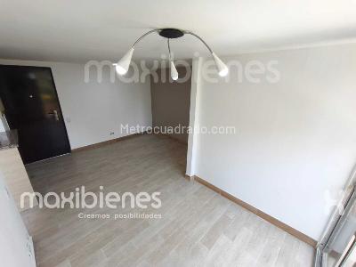 Apartamento de 2 alcobas en arriendo en Calasanz, Medellín, 55 m² · foto 2 de 15