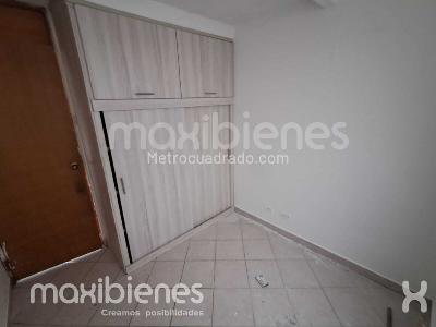 Apartamento de 3 alcobas en arriendo en Calasanz, Medellín, 58 m² · foto 4 de 11