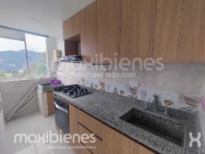 Apartamento de 3 alcobas en arriendo en La Aurora, Medellín, 49 m² · foto 7 de 10