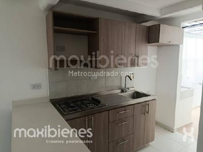 Apartaestudio en arriendo en Cabecera San Antonio De Prado, Medellín, 40 m² · foto 2 de 11