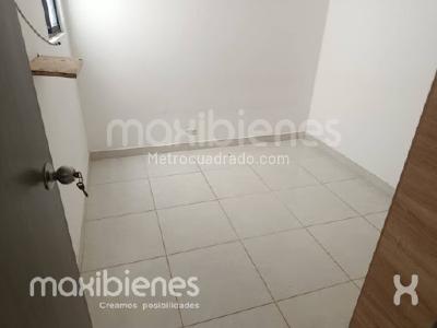 Apartaestudio en arriendo en Cabecera San Antonio De Prado, Medellín, 40 m² · foto 9 de 11