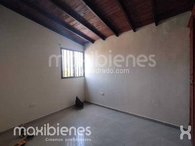 Casa de 3 alcobas en arriendo en Prado, Medellín, 76 m² · foto 3 de 14