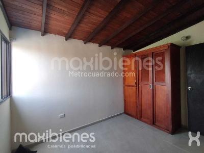 Casa de 3 alcobas en arriendo en Prado, Medellín, 76 m² · foto 4 de 14