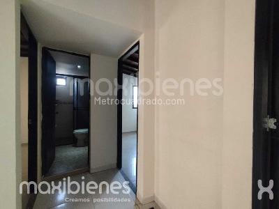 Casa de 3 alcobas en arriendo en Prado, Medellín, 76 m² · foto 9 de 14