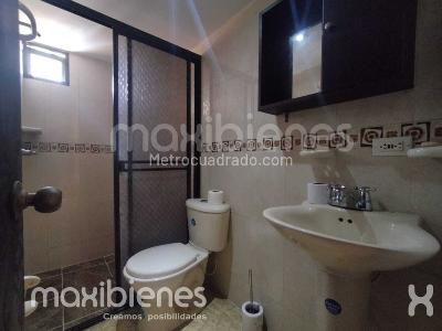 Casa de 3 alcobas en arriendo en Prado, Medellín, 76 m² · foto 12 de 14