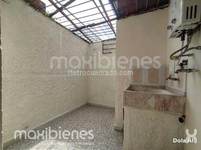 Casa de 3 alcobas en arriendo en Prado, Medellín, 76 m² · foto 13 de 14