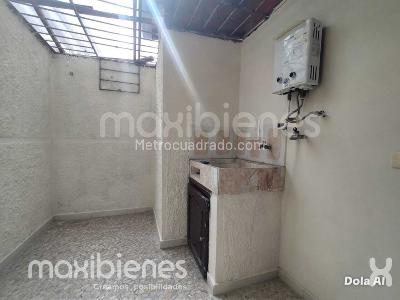 Casa de 3 alcobas en arriendo en Prado, Medellín, 76 m² · foto 14 de 14