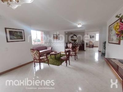 Apartamento de 4 alcobas en venta en Loma De Las Brujas, Envigado, 295 m² · foto 8 de 20