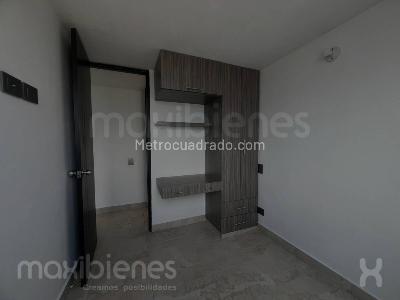 Apartamento de 3 alcobas en arriendo en El Guayabo, Itagüí, 55 m² · foto 13 de 19