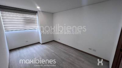 Apartamento de 3 alcobas en arriendo en San Jose, Sabaneta, 70 m² · foto 12 de 13