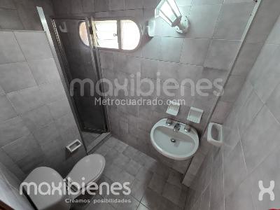 Apartamento de 4 alcobas en arriendo en Manrique Central 1, Medellín, 100 m² · foto 14 de 20