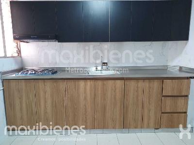 Apartamento de 2 alcobas en arriendo en La América, Medellín, 78 m² · foto 2 de 13