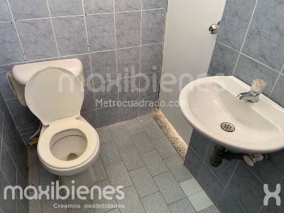 Casa de 4 alcobas en arriendo en Cristobal, Medellín, 85 m² · foto 4 de 5