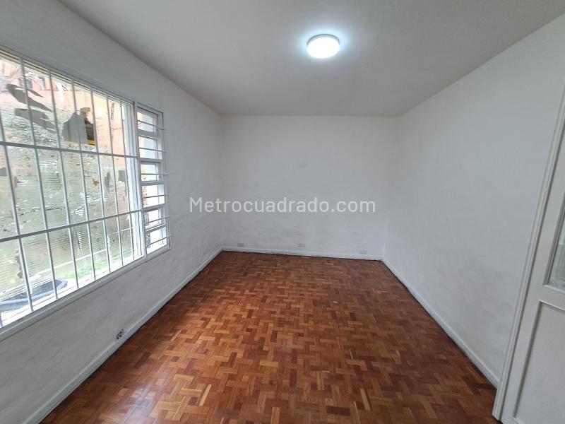 Casa Amplia de 5 Alcobas con Zonas Verdes en La Frontera - 6