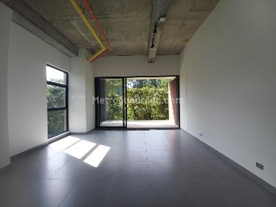 Office for rent in Alto De Palmas, Envigado