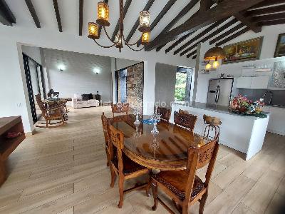 Casa de 4 alcobas en venta en Retiro, Medellín, 430 m² · foto 3 de 20