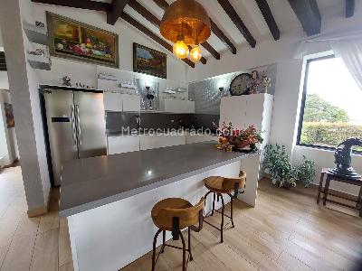 Casa de 4 alcobas en venta en Retiro, Medellín, 430 m² · foto 5 de 20