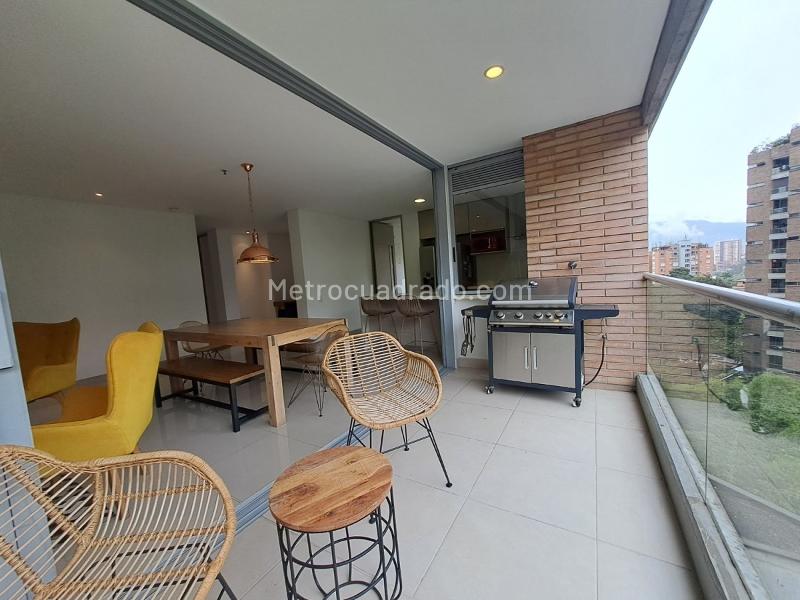 Apartamento con estilo de 2 Alcobas en Provenza - 2