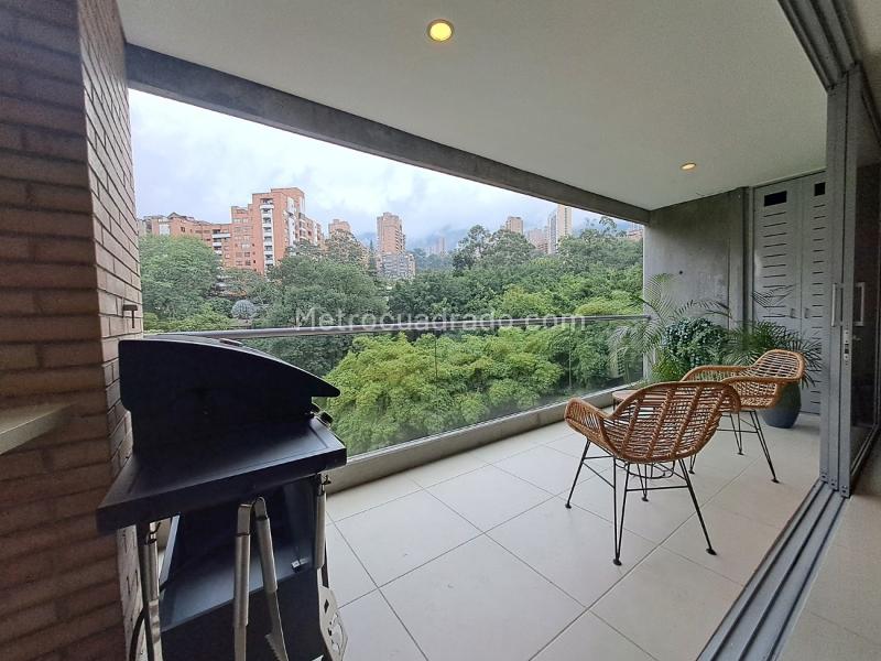 Apartamento con estilo de 2 Alcobas en Provenza - 4