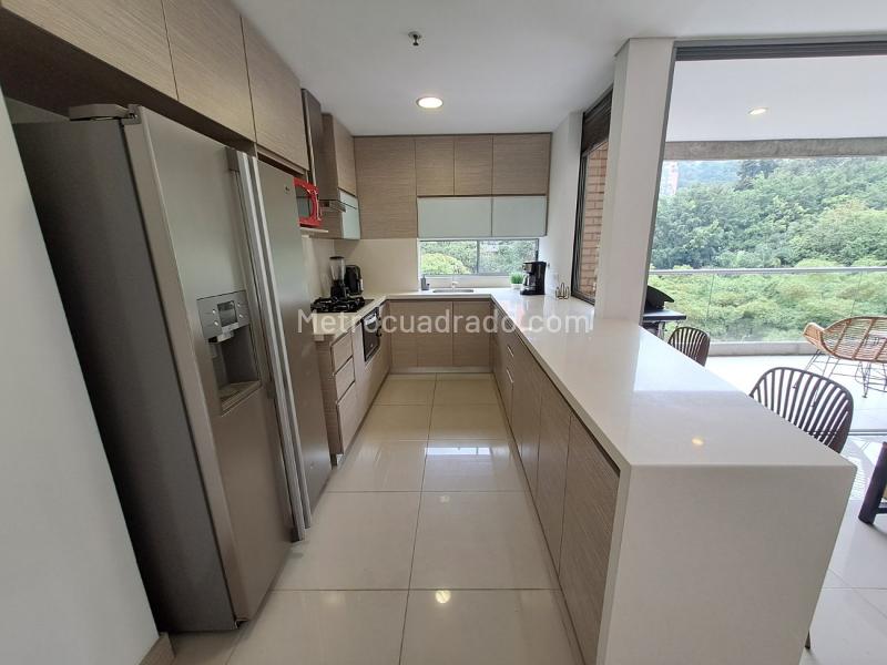 Apartamento con estilo de 2 Alcobas en Provenza - 5