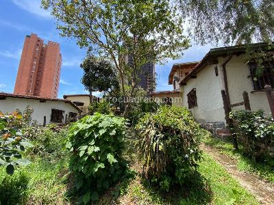 Casa de 4 alcobas en venta en Altos De La Pereira, Rionegro, 380 m² · foto 2 de 17
