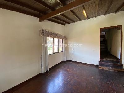 Casa de 4 alcobas en venta en Altos De La Pereira, Rionegro, 380 m² · foto 15 de 17