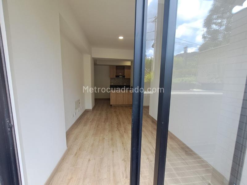 2BR Apartment in El Retiro (53 m²) - 4