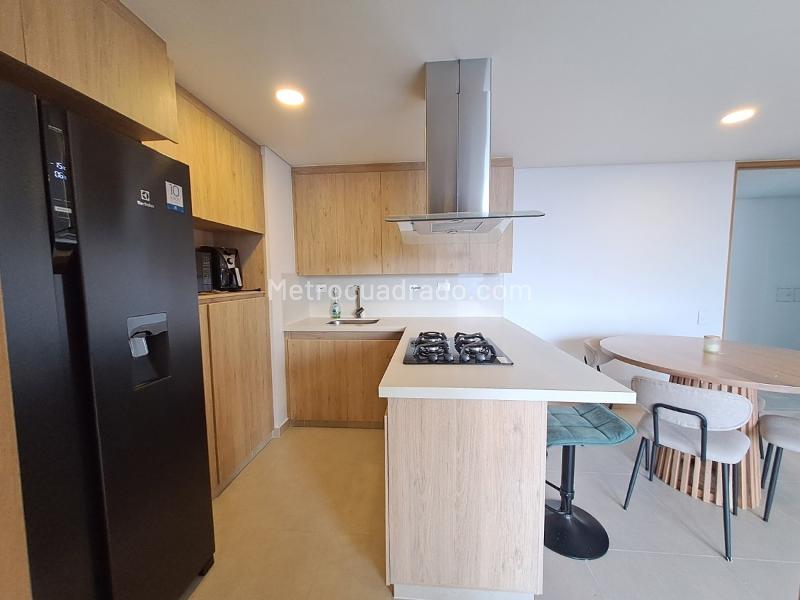 Apartamento en Arriendo de 3 Alcobas en El Poblado Alto (Las Palmas) - 3