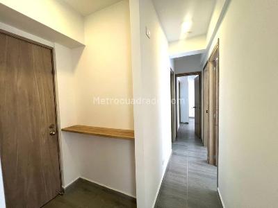 Apartamento de 3 alcobas en venta en San Jose Obrero, Bello, 72 m² · foto 9 de 19