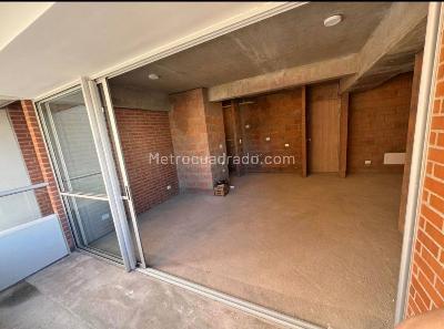 Apartamento de 3 alcobas en venta en San Jose Obrero, Bello, 71 m² · foto 14 de 20