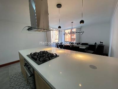 Apartamento en venta en Laureles, Medellín · foto 5 de 20