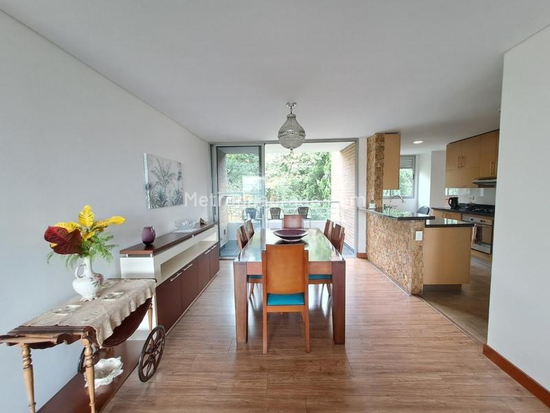 Apartamento de 2 Alcobas con Baños Privados en Loma de los González - 4