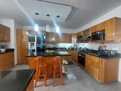 Casa de 3 alcobas en venta en Cola Del Zorro, Medellín, 256 m² · foto 7 de 20