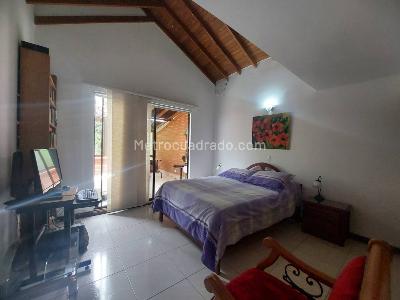 Casa de 3 alcobas en venta en Cola Del Zorro, Medellín, 256 m² · foto 20 de 20