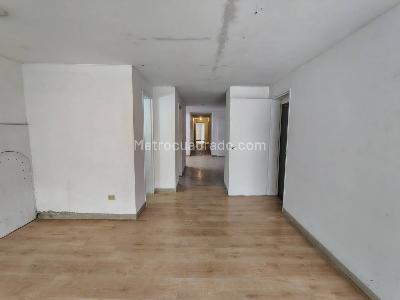 Casa en arriendo en Manila, Medellín · foto 2 de 20