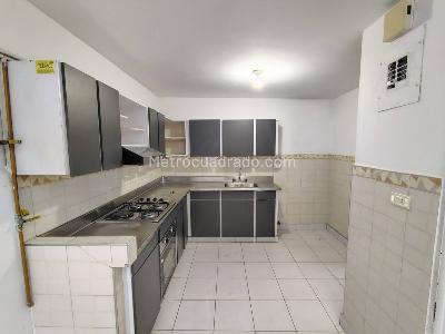 Casa en arriendo en Manila, Medellín · foto 10 de 20