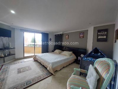 Apartamento en venta en Laureles, Medellín · foto 14 de 20
