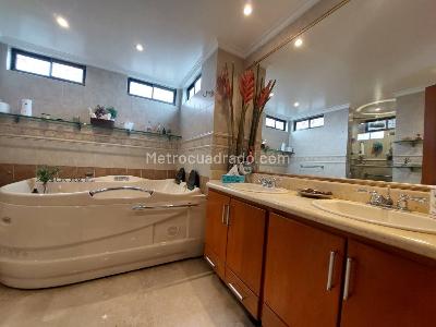 Apartamento en venta en Laureles, Medellín · foto 20 de 20