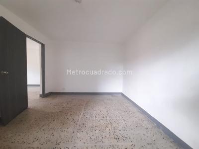 Casa en arriendo en San Marcos, Envigado · foto 2 de 20