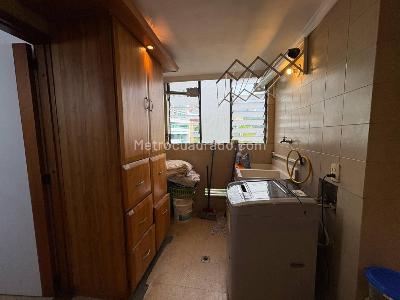 Apartamento de 5 alcobas en venta en El Poblado, Medellín, 170 m² · foto 5 de 20