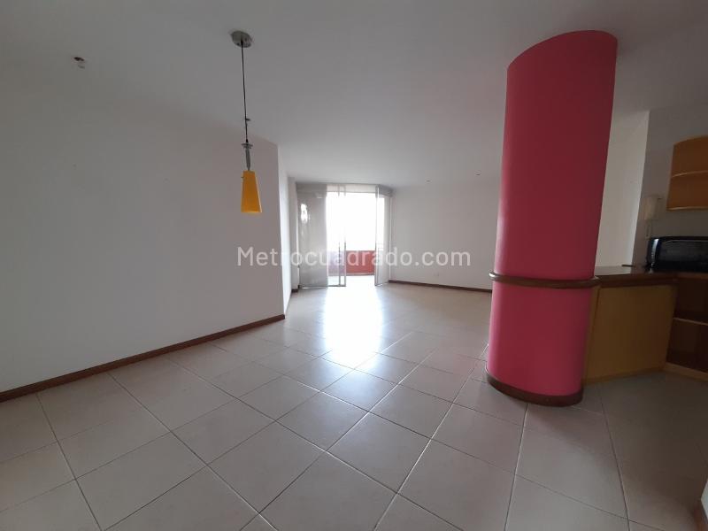 Apartamento de 2 Alcobas con Parqueadero en El Tesoro