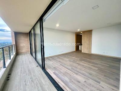 Casa de 3 alcobas en venta en Sajonia, Rionegro, 328 m² · foto 12 de 20
