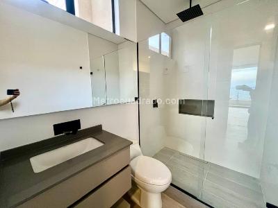 Casa de 3 alcobas en venta en Sajonia, Rionegro, 328 m² · foto 20 de 20