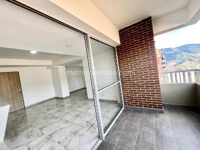 Apartamento de 3 alcobas en venta en Amazonia, Bello, 91 m² · foto 6 de 17