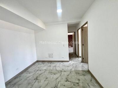 Apartamento de 3 alcobas en venta en Amazonia, Bello, 91 m² · foto 8 de 17