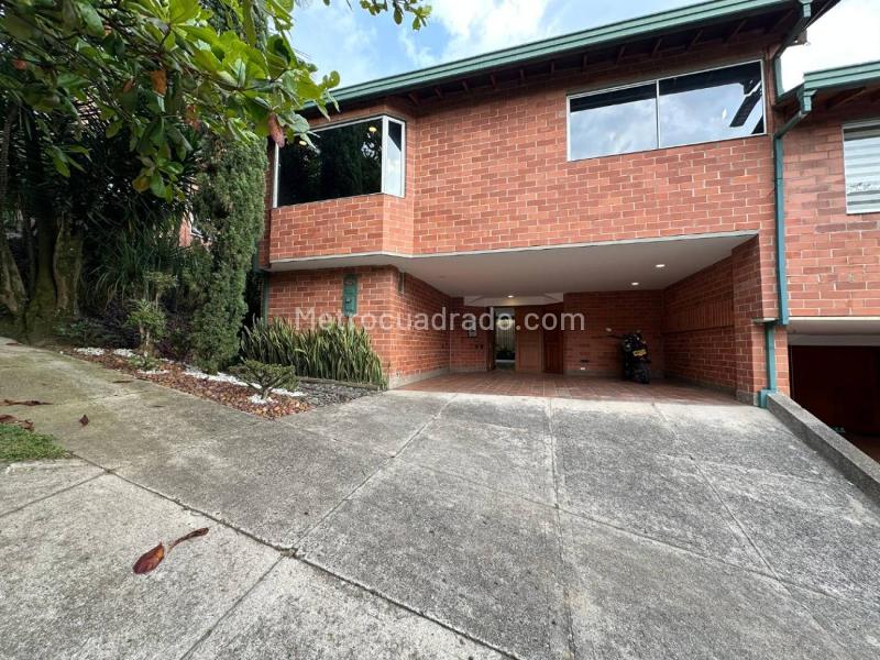 3BR House in La Sebastiana (260 m²)