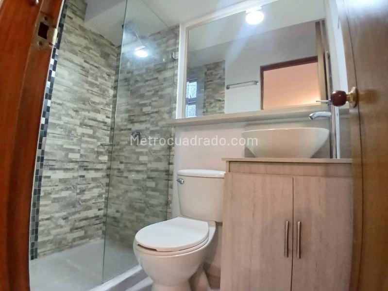 Apartamento Cómodo de 3 Alcobas en La Candelaria - 9